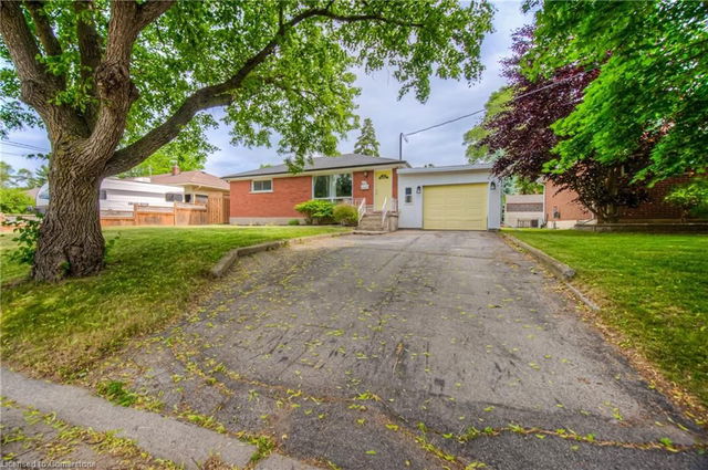 10 Sycamore Drive