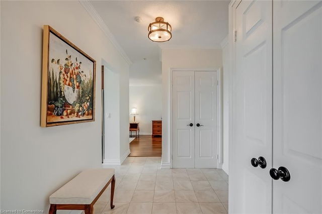 PH11B - 2190 Lakeshore Road
