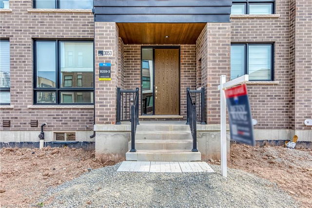 3053 Welsman Gardens