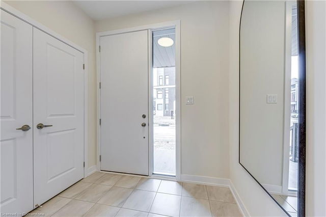3053 Welsman Gardens