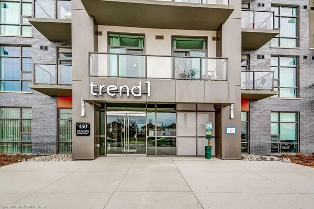 520 - 450 Dundas Street E