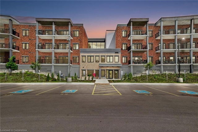 402 - 121 Mary Street