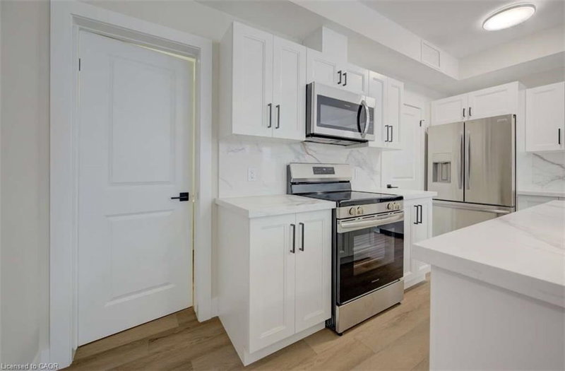 17 Peter Street photo 3