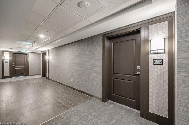 Room1