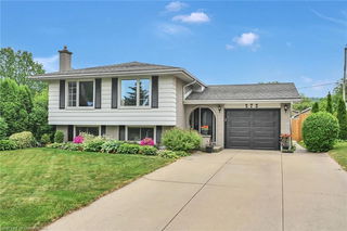 272 St Andrews Drive
