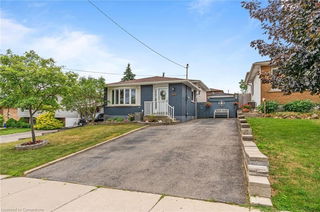 423 Queen Victoria Drive