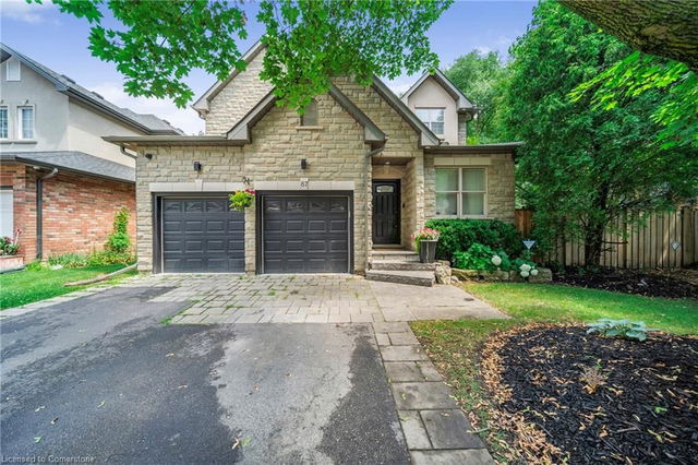 87 Mississaga Street