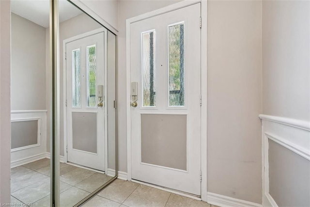 1 - 2258 Upper Middle Road, Burlington | For Sale @ $630,000 | Condos.ca