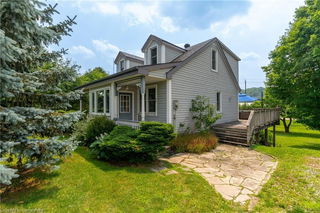585 Snyders Road E