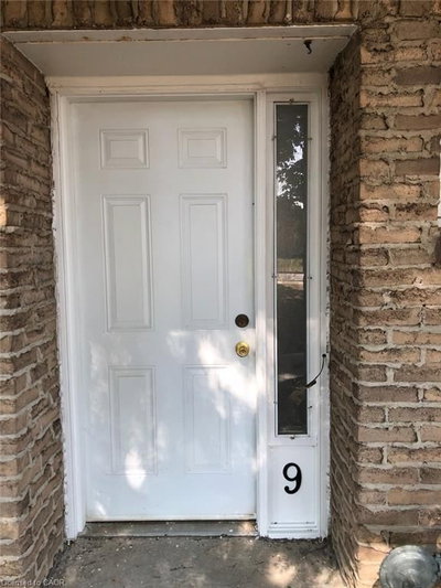 Row/Townhouse leased at 9-2050 Upper Middle Road, Burlington, ON, L7P 3R9 - Brant Hills - MLS: 40764156