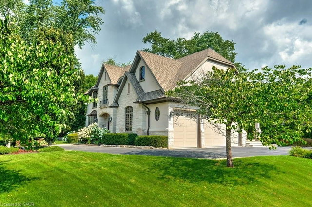 1237 Donlea Crescent