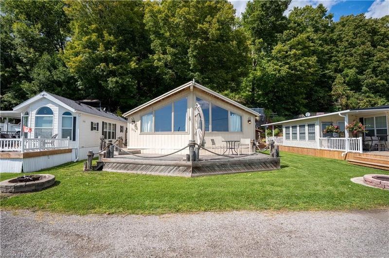 1102 Front Road photo 1