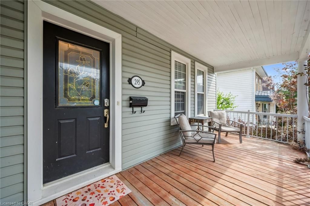 Single Family Residence sold at 295 Wellington Street, Ingersoll, ON, N5C 1T2 - South - MLS: 40773162