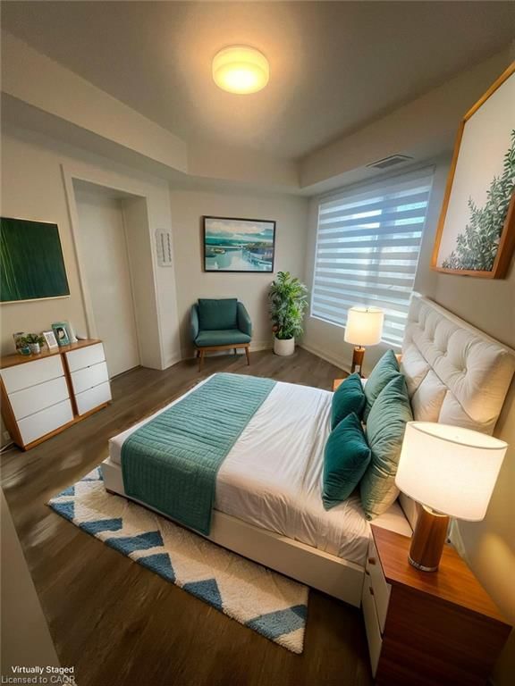 201 - 58 Lakeside Terrace