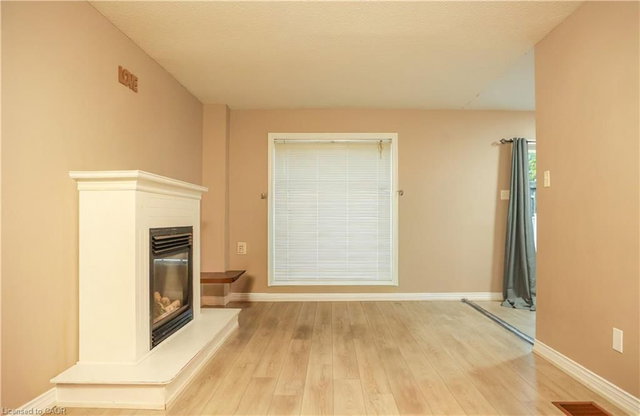 67 Stollar Boulevard