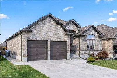 86 Forbes Crescent