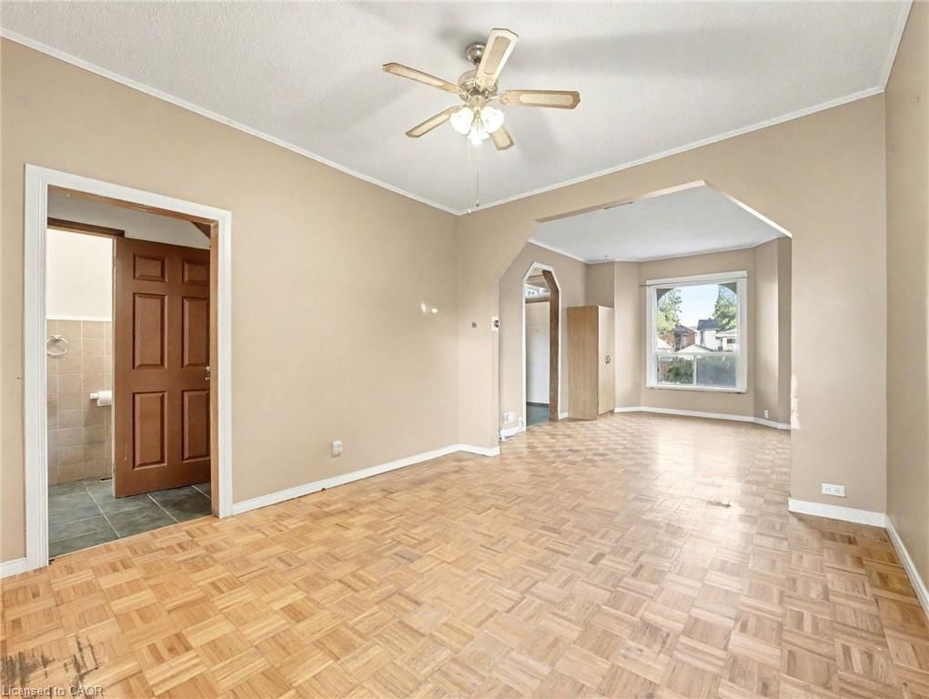 Single Family Residence for sale at 23 Oak Avenue, Hamilton, ON, L8L 5M7 - Landsdale - MLS: 40779710