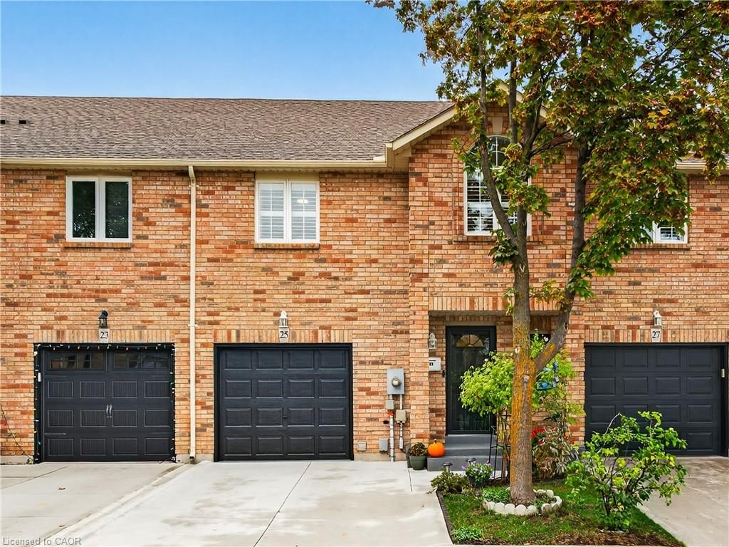 Row/Townhouse sold at 25 Vulcan Court, Stoney Creek, ON, L8E 5W7 - Eastdale/Poplar Park/Industrial - MLS: 40781532