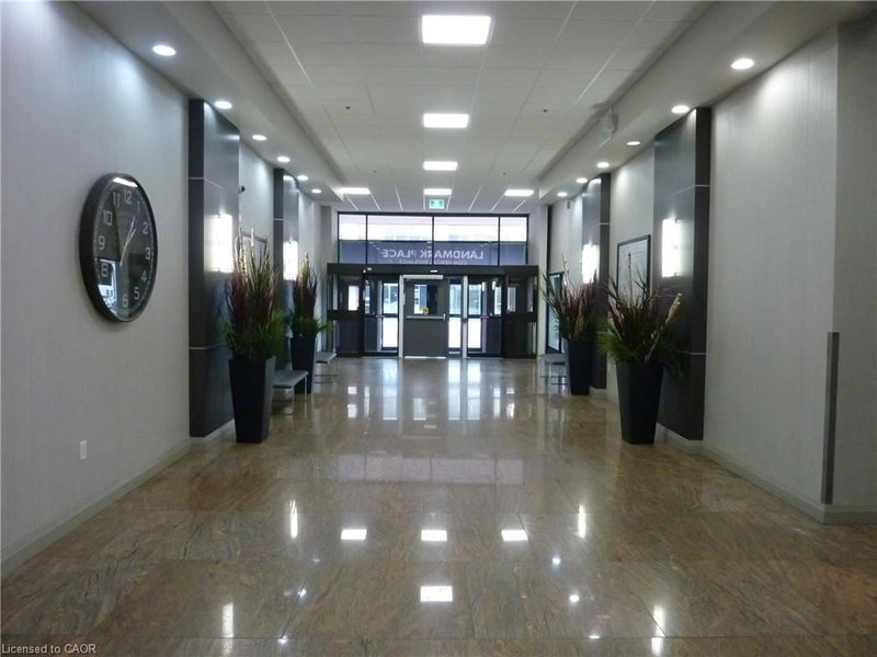 100 Main Street E photo 3