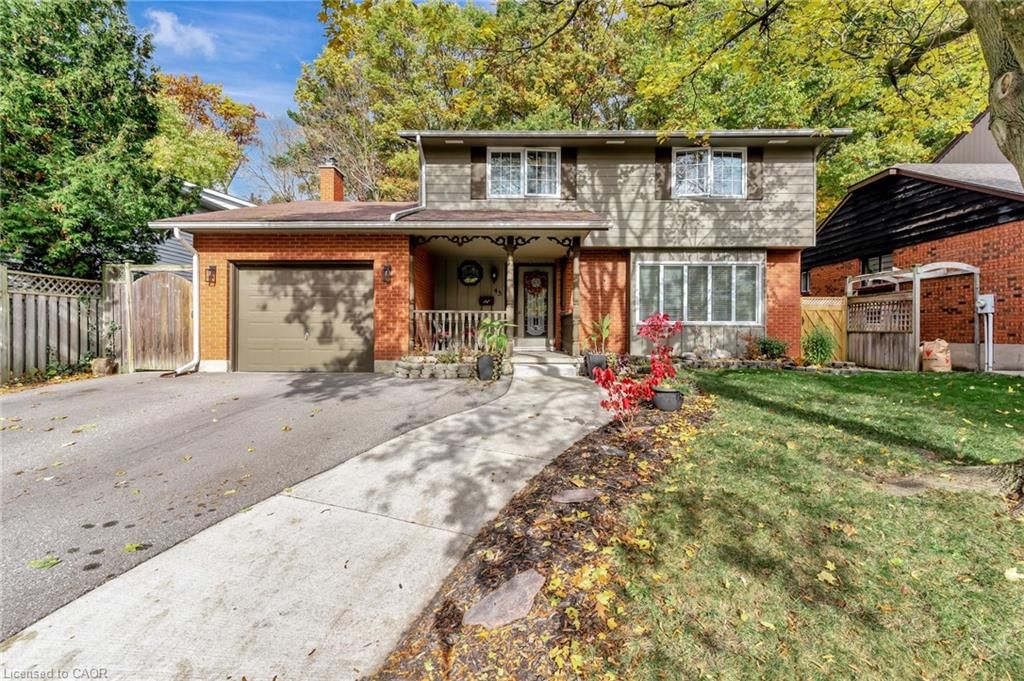 Single Family Residence sold at 45 Thomas Street, Cambridge, ON, N3C 3C6 - Hillcrest/Forbes Park - MLS: 40785192