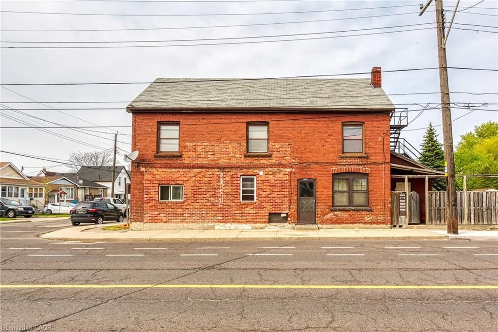 Single Family Residence for sale at 1367 Cannon Street, Hamilton, ON, L8H 1W2 - Crown Point - MLS: 40787327