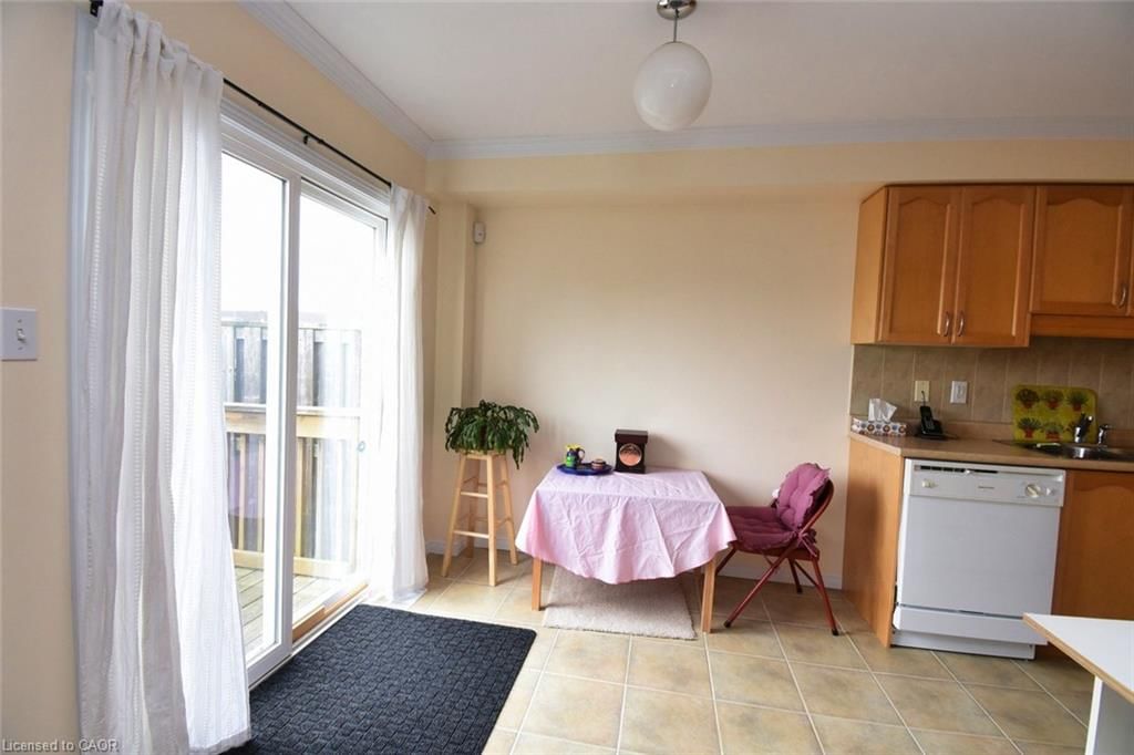 Row/Townhouse for sale at 49-7 Southside Place, Hamilton, ON, L9C 7W6 - Mountview - MLS: 40788593