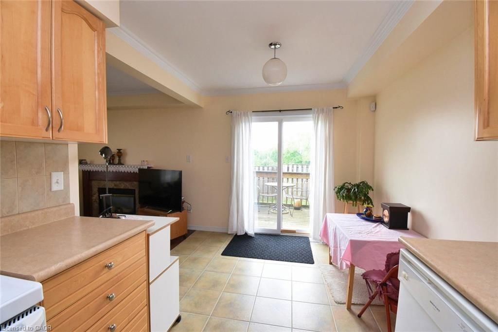 Row/Townhouse for sale at 49-7 Southside Place, Hamilton, ON, L9C 7W6 - Mountview - MLS: 40788593