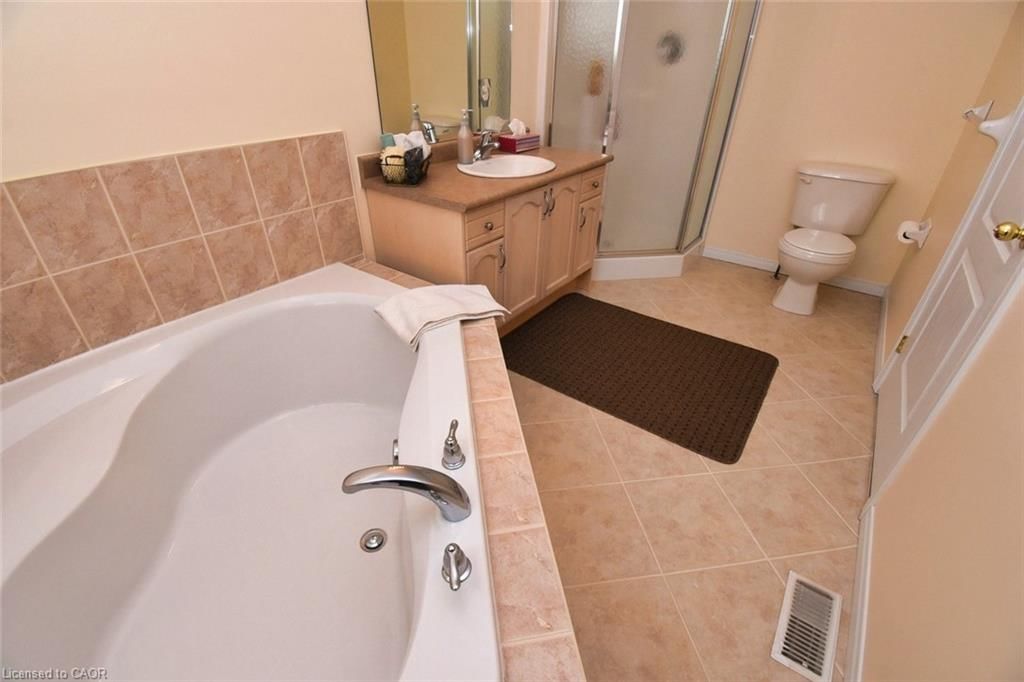 Row/Townhouse for sale at 49-7 Southside Place, Hamilton, ON, L9C 7W6 - Mountview - MLS: 40788593