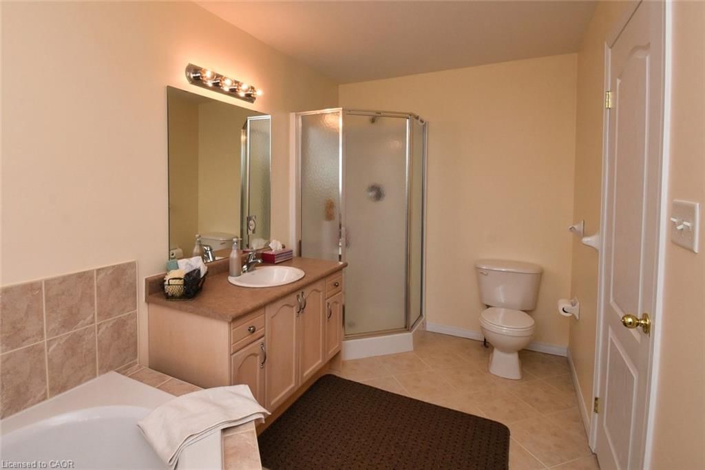 Row/Townhouse for sale at 49-7 Southside Place, Hamilton, ON, L9C 7W6 - Mountview - MLS: 40788593