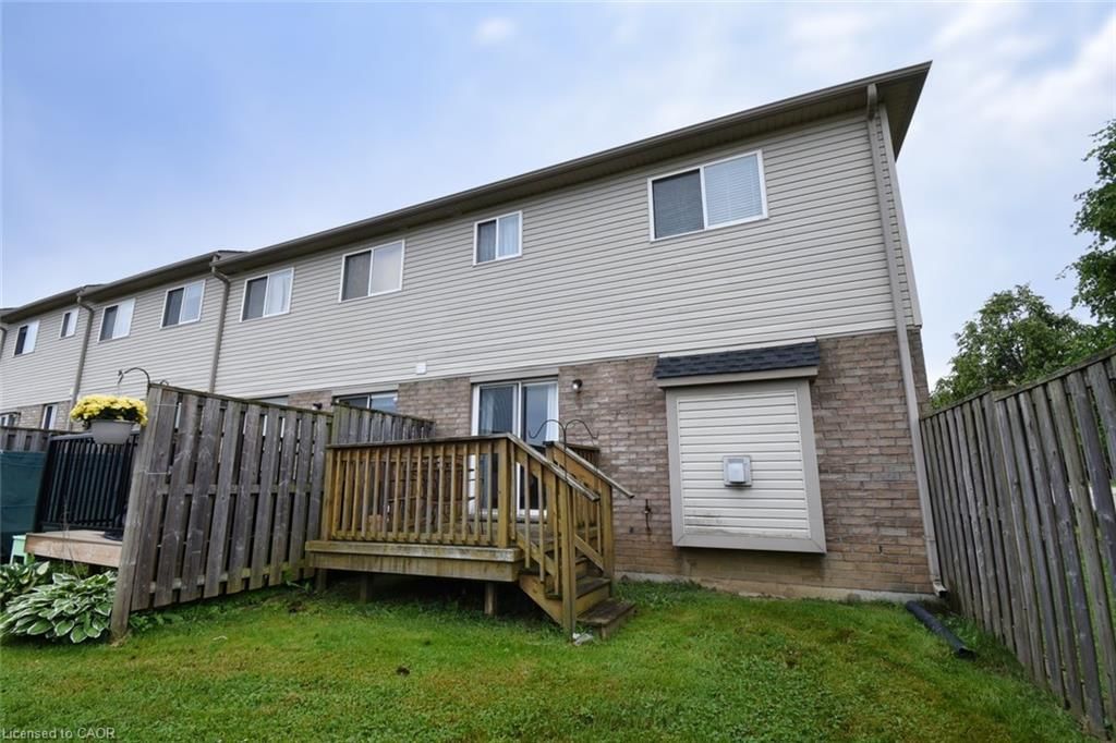 Row/Townhouse for sale at 49-7 Southside Place, Hamilton, ON, L9C 7W6 - Mountview - MLS: 40788593