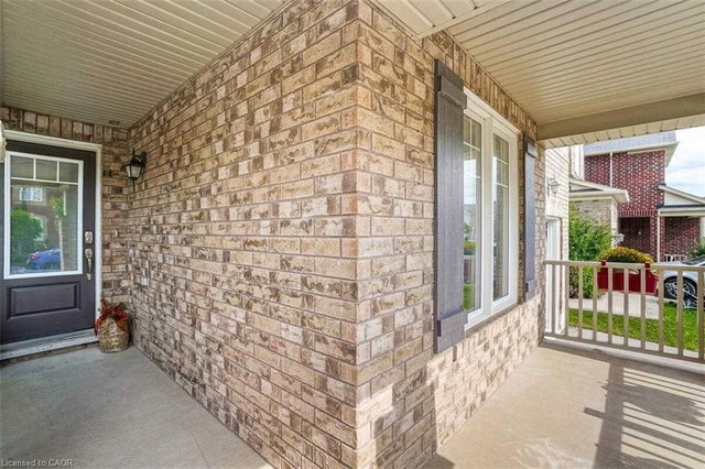 475 Zuest Crescent