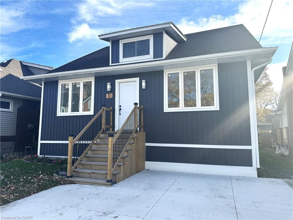 Single Family Residence leased at 1-10 Comet Avenue, Hamilton, ON, L8H 7E5 - Hamilton Beach - MLS: 40789408