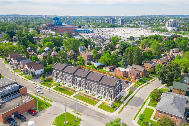 201 - 55 Wood Street