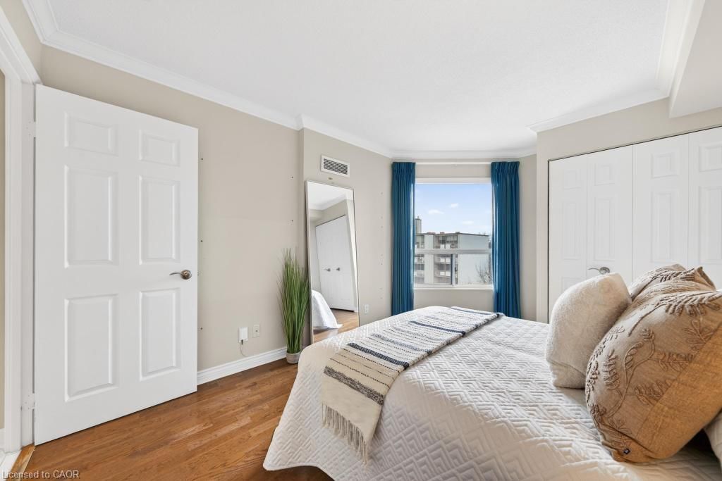 Condo/Apt Unit for sale at 801-2190 Lakeshore Road, Burlington, ON, L7R 4K1 - Central - MLS: 40789580