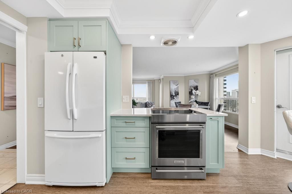 Condo/Apt Unit for sale at 801-2190 Lakeshore Road, Burlington, ON, L7R 4K1 - Central - MLS: 40789580