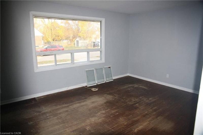 Room1