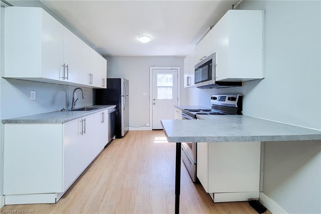 Condo/Apt Unit for lease at A-308 Barton Street, Hamilton, ON, L8L 2X5 - Stinson - MLS: 40790619