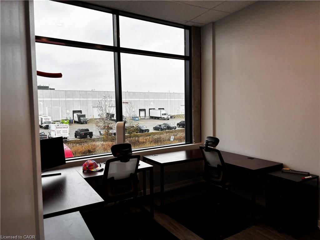 Industrial,Building and Land for sale at 26-760 Laurentian Drive, Burlington, ON, L7N 3V6 - Dynes - MLS: 40790785