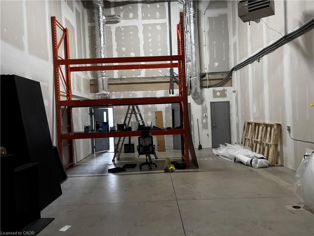 Industrial,Building and Land for sale at 26-760 Laurentian Drive, Burlington, ON, L7N 3V6 - Dynes - MLS: 40790785