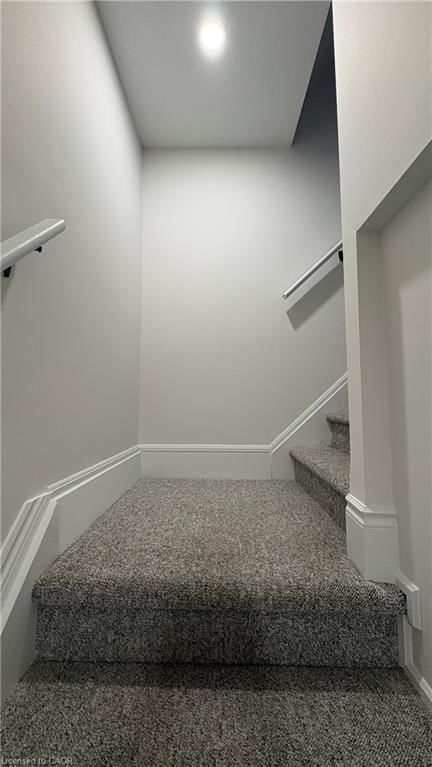 UPPER - 120 Maplewood Avenue