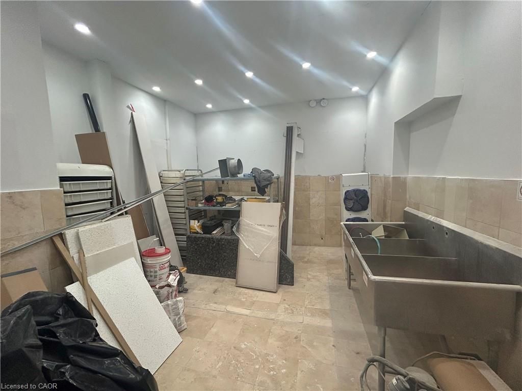 Office,Building Only for lease at 537 Concession Street, Hamilton, ON, L8V 1A7 - Eastmount - MLS: 40791161