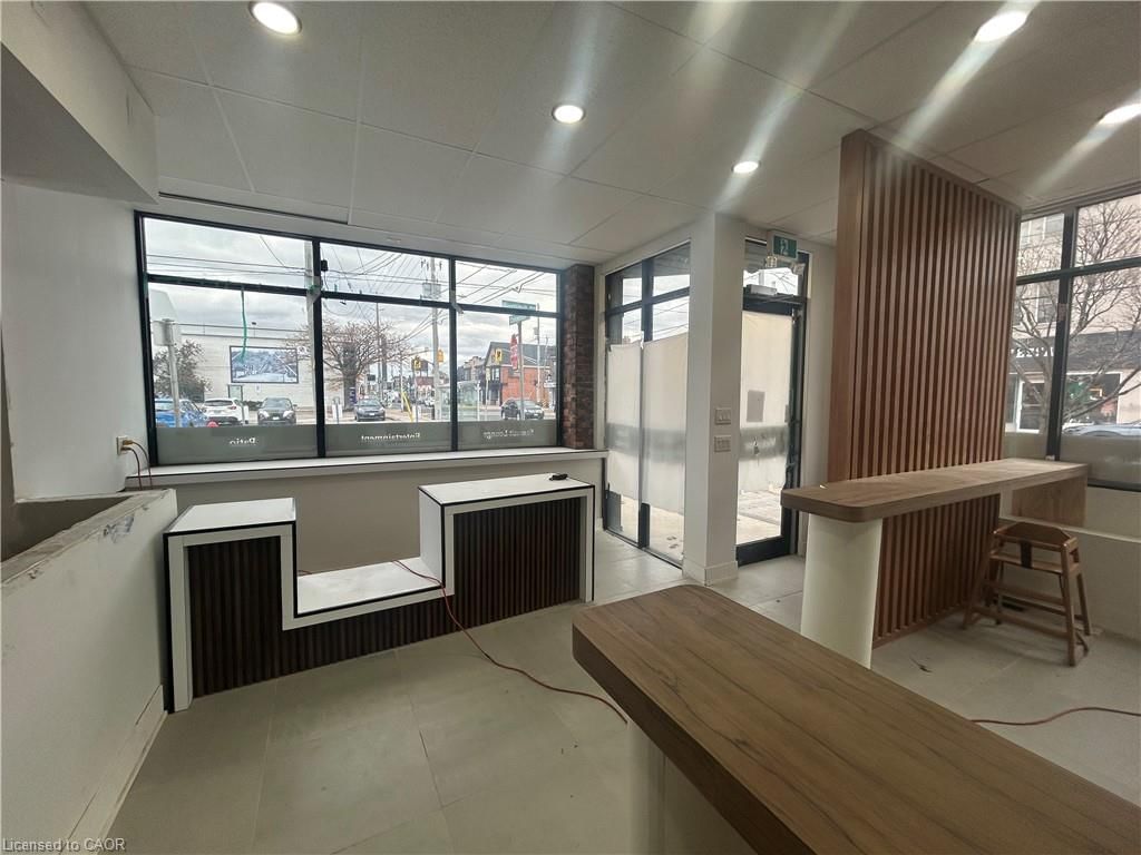 Office,Building Only for lease at 537 Concession Street, Hamilton, ON, L8V 1A7 - Eastmount - MLS: 40791161