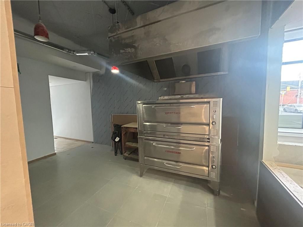 Office,Building Only for lease at 537 Concession Street, Hamilton, ON, L8V 1A7 - Eastmount - MLS: 40791161