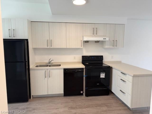 Row/Townhouse for lease at 32 Waterleaf Trail, Welland, ON, L3C 0H6 - Prince Charles - MLS: 40792027