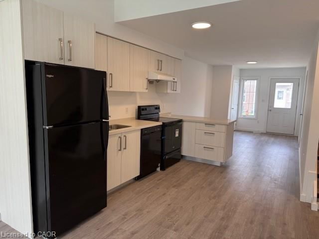 Row/Townhouse for lease at 32 Waterleaf Trail, Welland, ON, L3C 0H6 - Prince Charles - MLS: 40792027