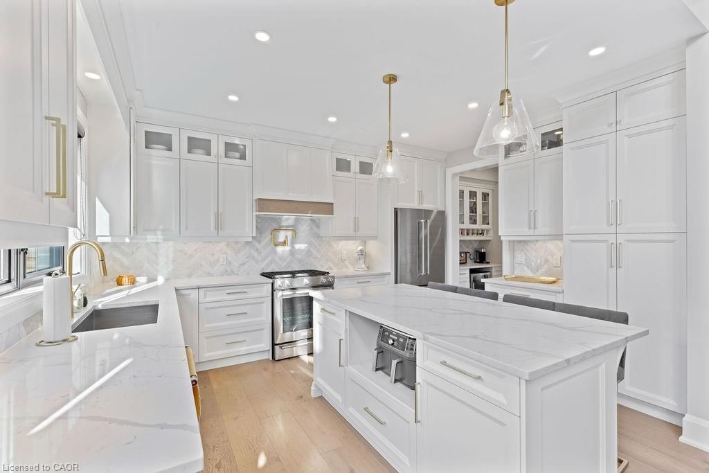 Single Family Residence for sale at 308 Appleby Line, Burlington, ON, L7L 2X5 - Shoreacres - MLS: 40792641