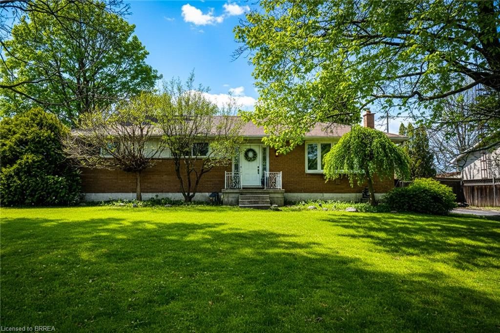 Single Family Residence for sale at 6 Bayly Drive, Paris, ON, N3L 2P9 - Green Lane Park - MLS: 40792653