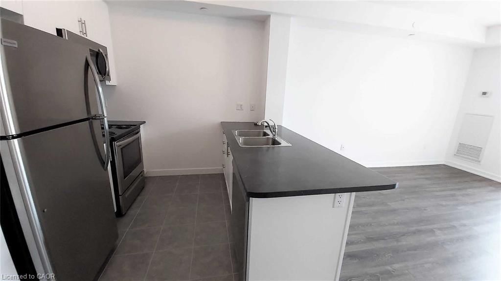 Condo/Apt Unit for sale at 225-101 Shoreview Place, Stoney Creek, ON, L8E 0K2 - Community Beach/Fifty Point - MLS: 40793869