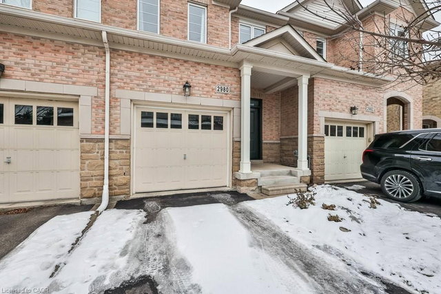 2980 Guire Common