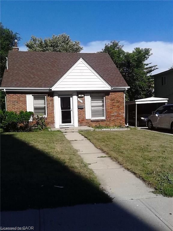 342 King Street N